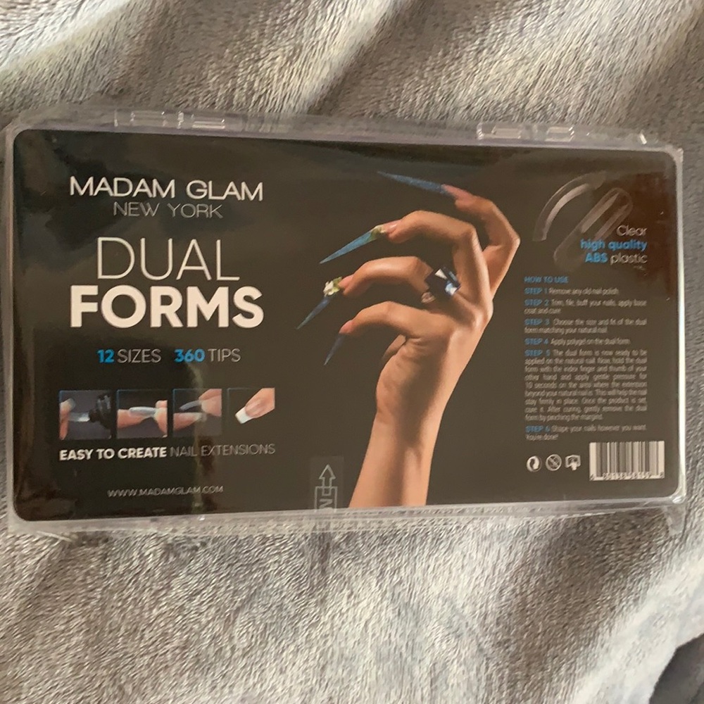 Madam glam dual forms